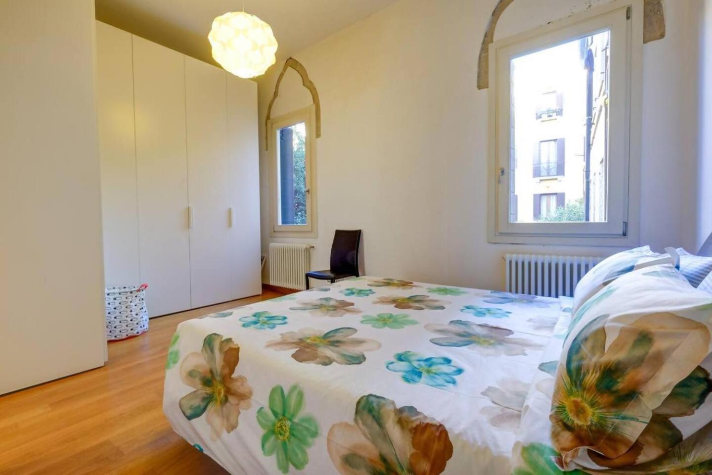 Ferienwohnung Rio Ca Foscari A San Pantalon Venedig Exterior foto